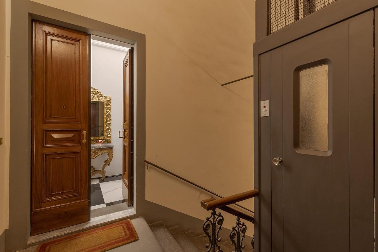 Cavour 83 Prestige House By 360Rentals Florence Luaran gambar