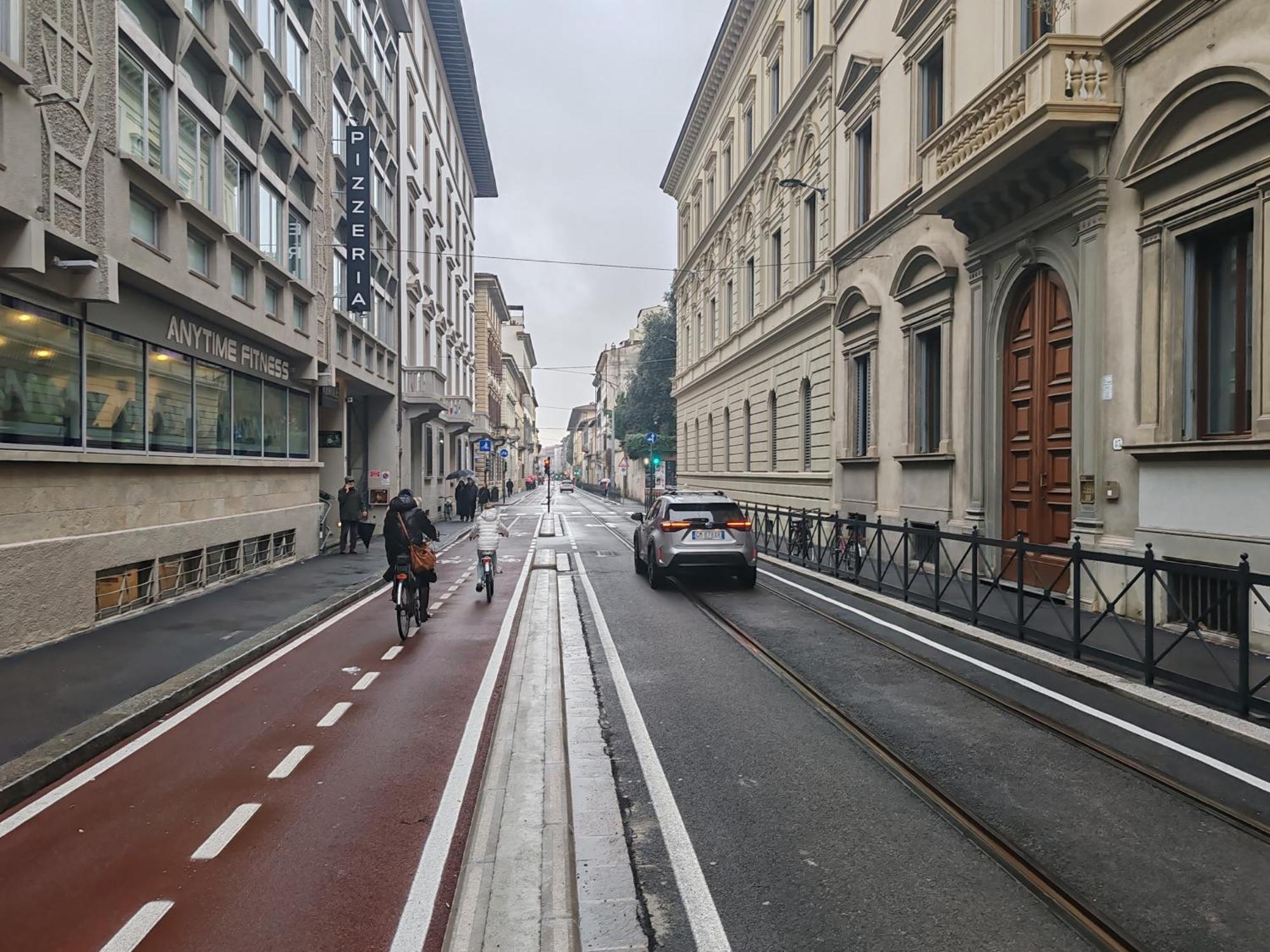 Cavour 83 Prestige House By 360Rentals Florence Luaran gambar